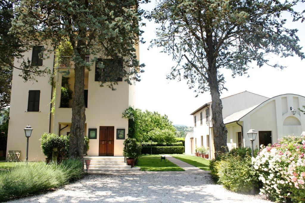 Gasthaus Residenza Porta Guelfa Bevagna Exterior foto
