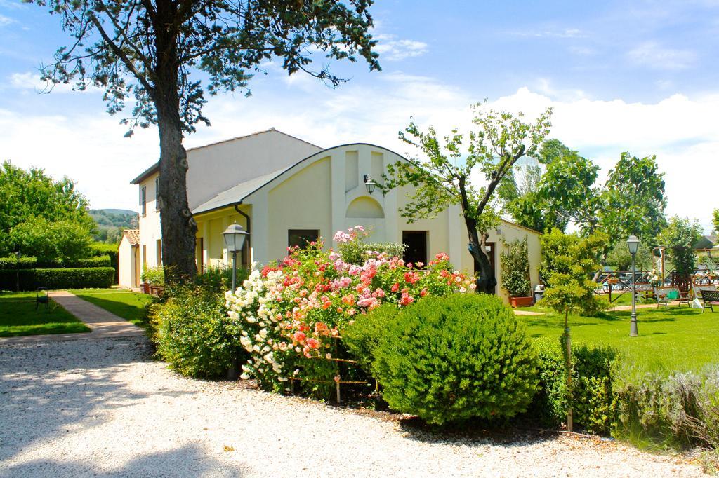 Gasthaus Residenza Porta Guelfa Bevagna Exterior foto